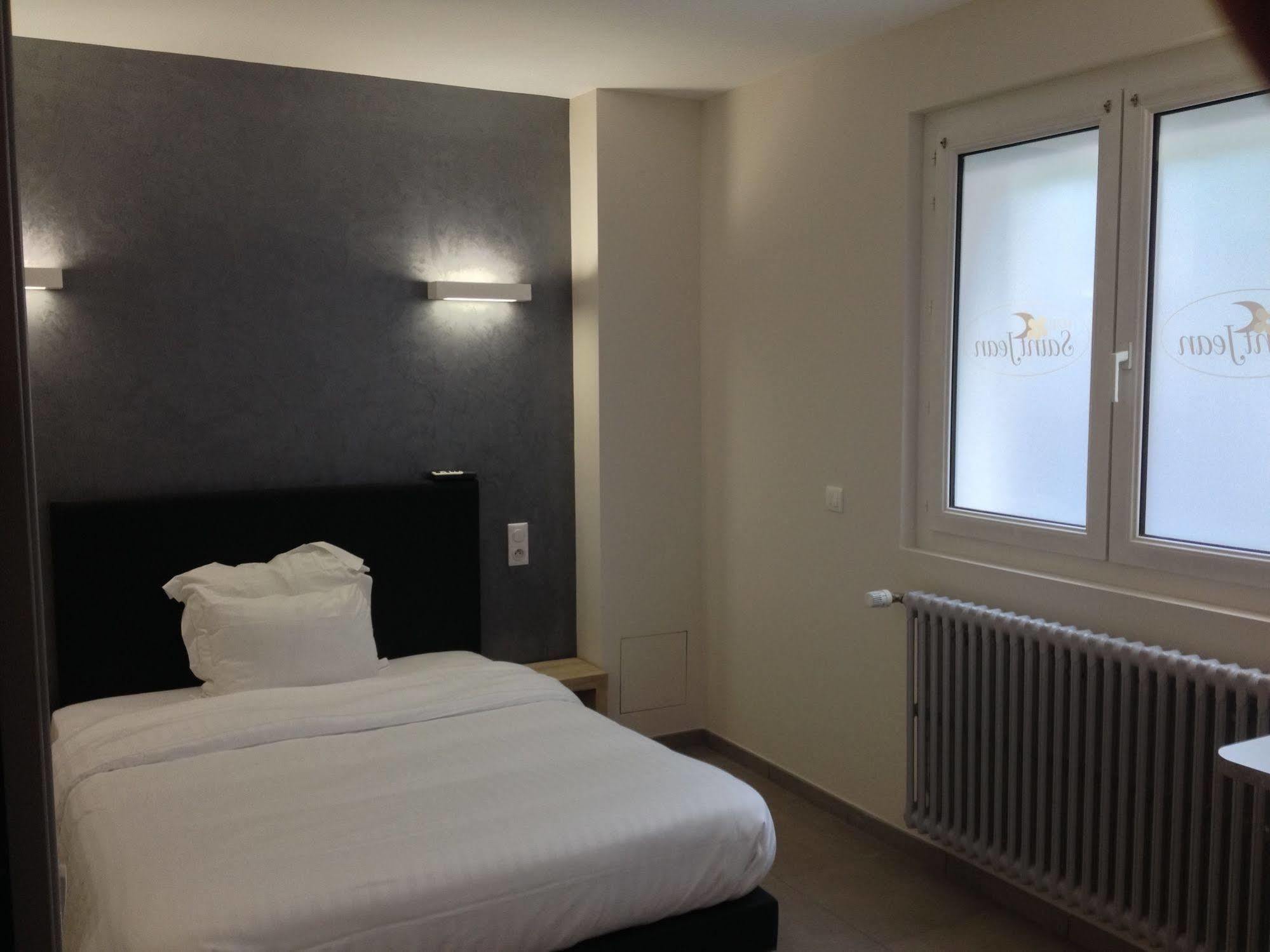 Hotel Saint Jean Bourges Exterior photo